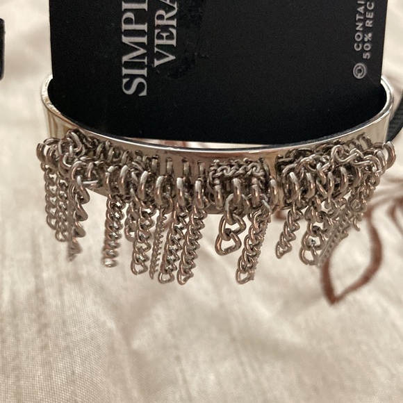 Earrings and Bracelet - Picture 6 of 9